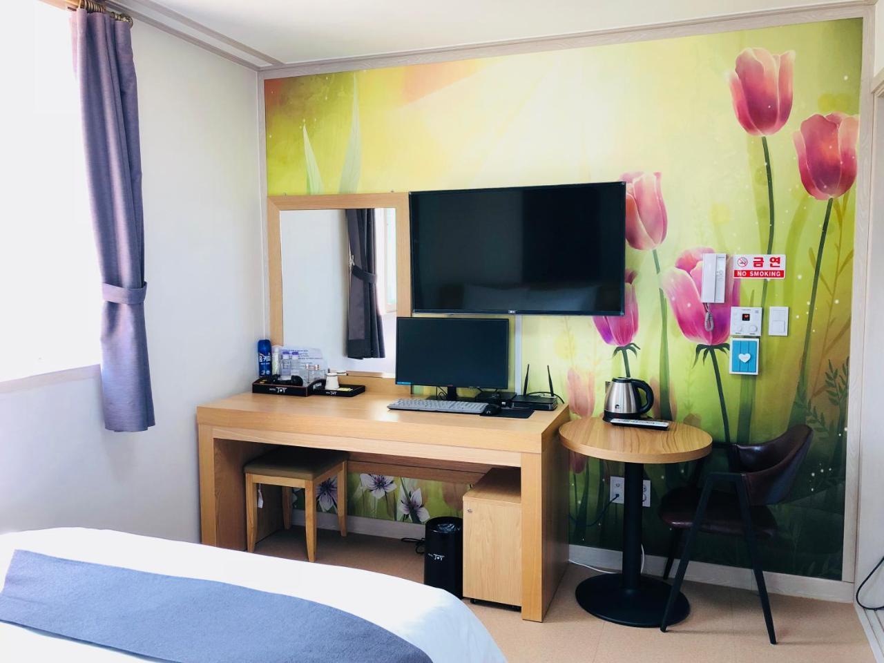 Hotel Joy Near Camp Humphres Pyeongtaek Exterior photo