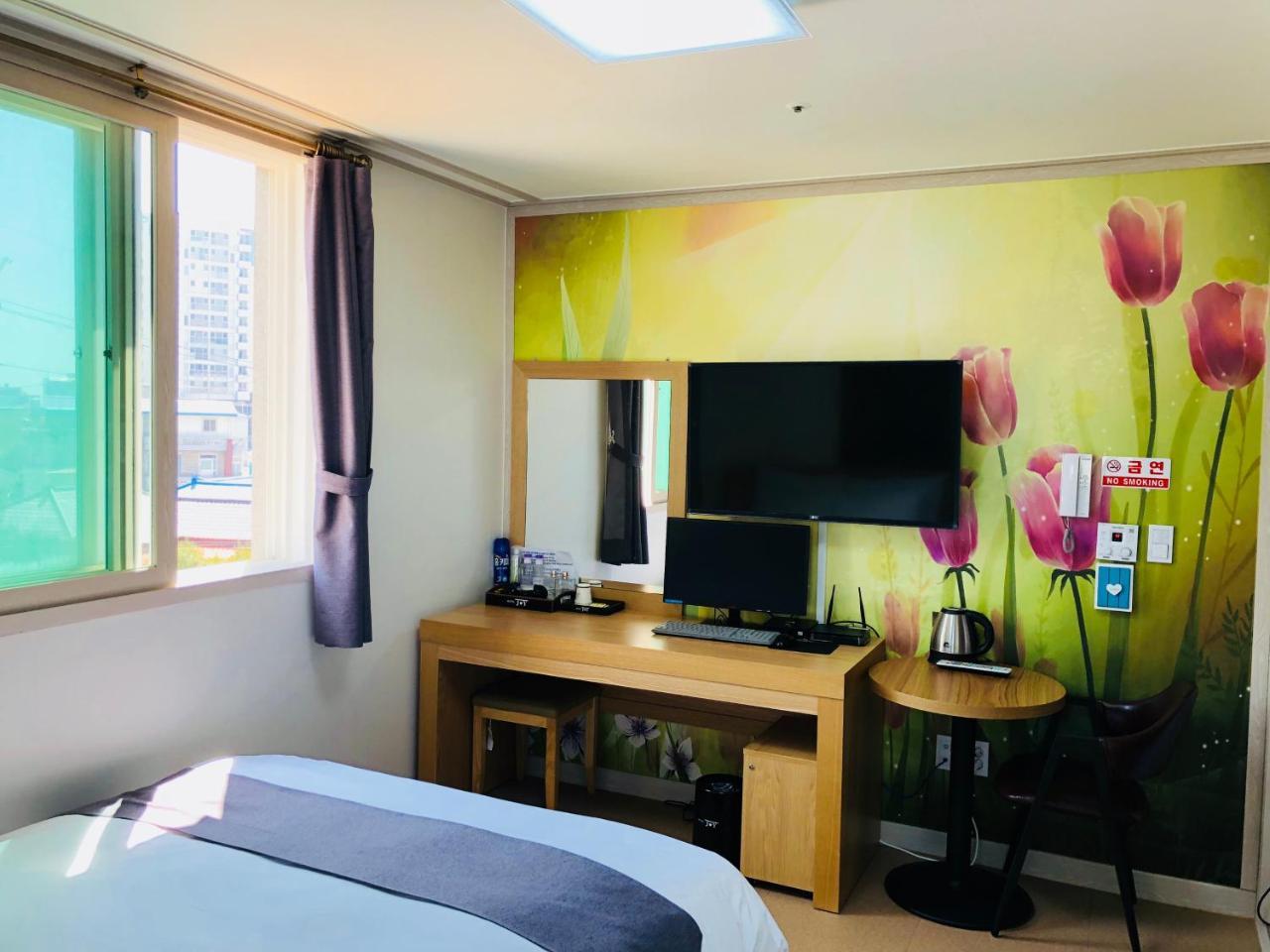 Hotel Joy Near Camp Humphres Pyeongtaek Exterior photo
